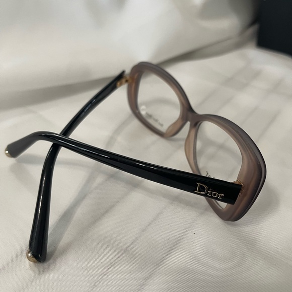 Christian Dior eyeglass frame - Picture 3 of 5